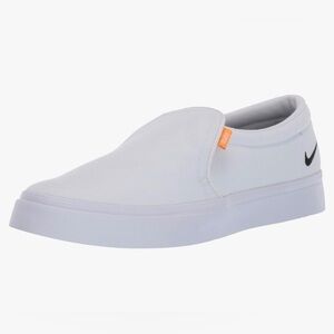 Nike white women’s Court Royale AC SLP sneaker size 9